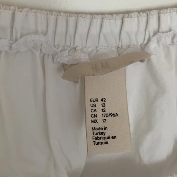 H&M Summer Blouse - Picture 2 of 3